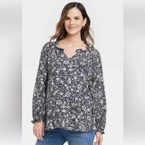 Long Sleeve Ruffle Maternity
Top - Isabel by Ingrid+Isabel blouse size XL - Picture 1 of 7